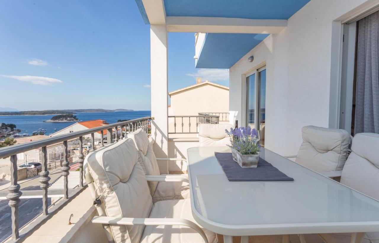 Apartment Tasina Hvar Town Exterior foto