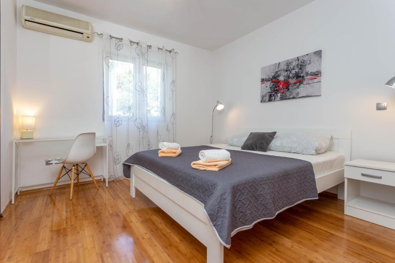 Apartment Tasina Hvar Town Exterior foto